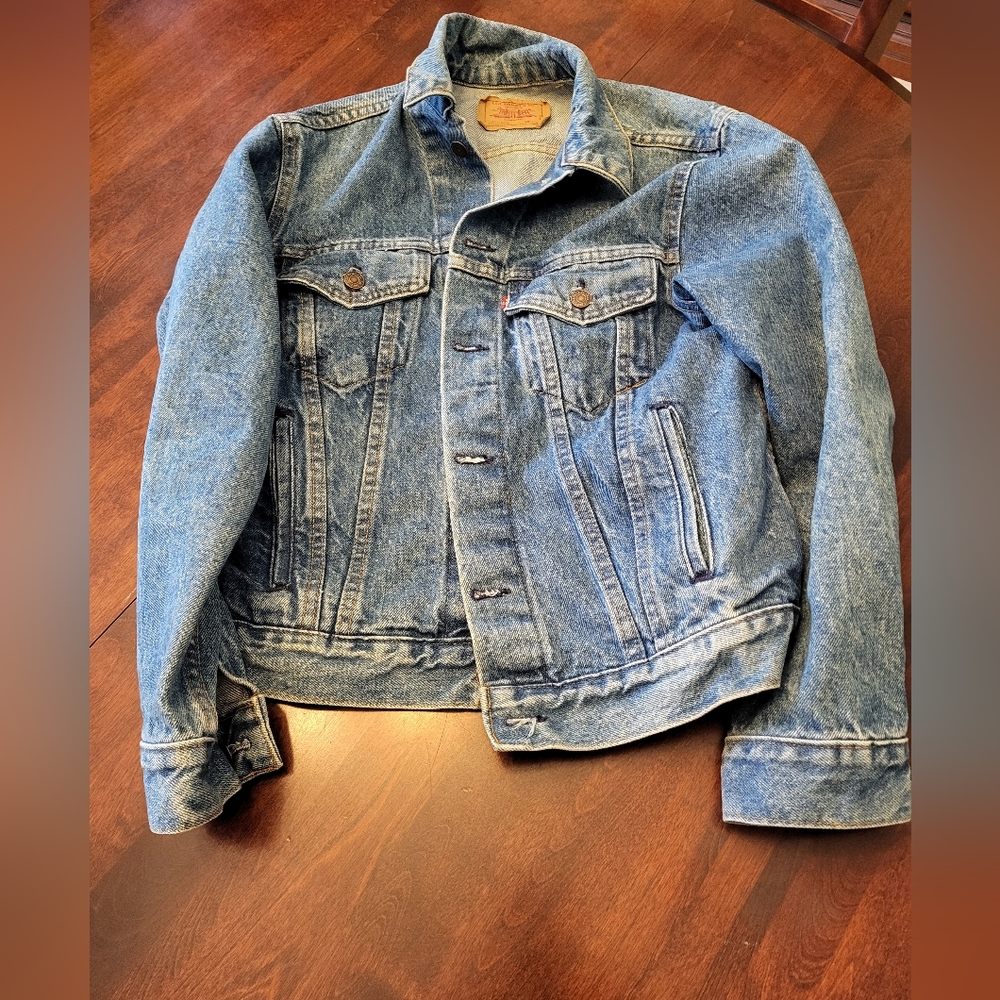Levi's Jacket Size 40B in excellent condition